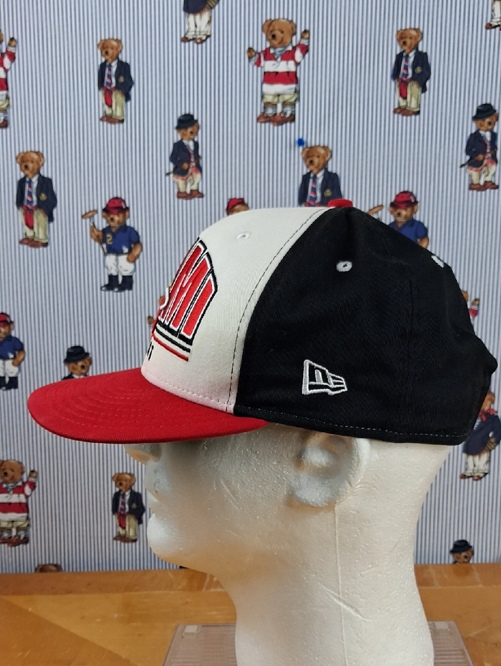 Miami Heat New Era HWC Stitch Spell Out Logo Basketball Black & Red Snapback Hat - Picture 2 of 11